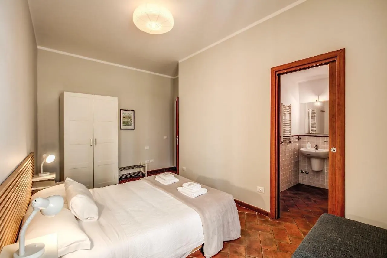 Appartamento Via Del Monte Della Farina Rome Appartement